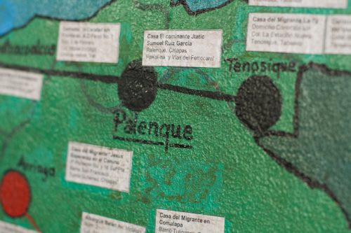 The ancient Maya site of Palenque in the Mexican state of Chiapas is one of the most visited archaeological destinations in Mesoamerica. The modern town of Palenque and its working-class suburb Pakal-Na have recently become a major stop for undocumented Central American migrants crossing into Mexico from northern Guatemala. Tourists traverse the archaeological site while migrants hide along the train tracks. These groups coexist without ever seeing each other.