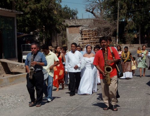 Soon after Jeffrey Cohen and his wife, Maria, arrived in Oaxaca, Mexico, they were invited to a wedding. This experience, over two decades ago, ushered in their fieldwork and revealed how much they had to learn.