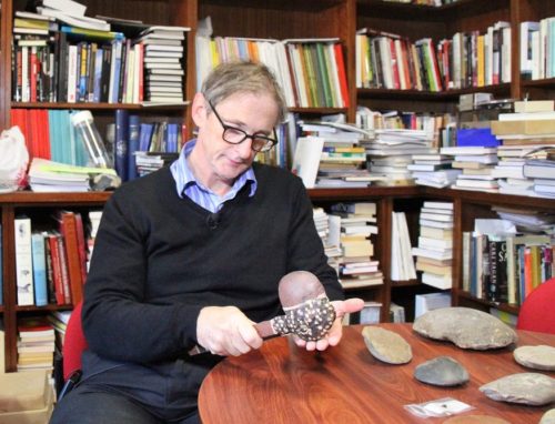 Earlier this year, a team of Australian researchers led by Peter Hiscock from the University of Sydney published new findings about a fragment of a ground-edge ax—which might have been similar to the hafted ax shown here—that had been discovered in the Kimberly region of Australia. This small artifact challenges assumptions about creativity and complexity in Australia’s first human populations.