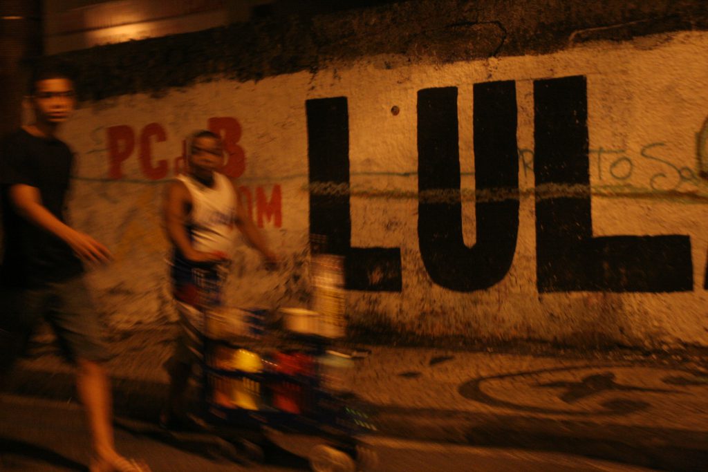 homeless sleep - Coffee vendors, many of whom navigate the city streets during the night, are a welcome presence among the street population.