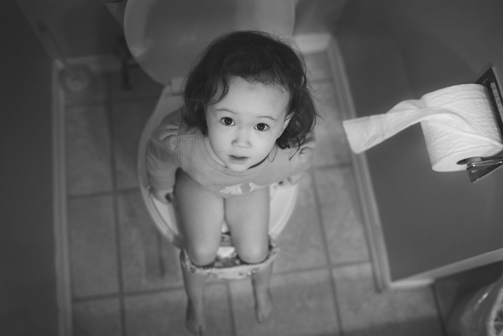 Parents everywhere can relax: There’s no one right way to toilet train a child.